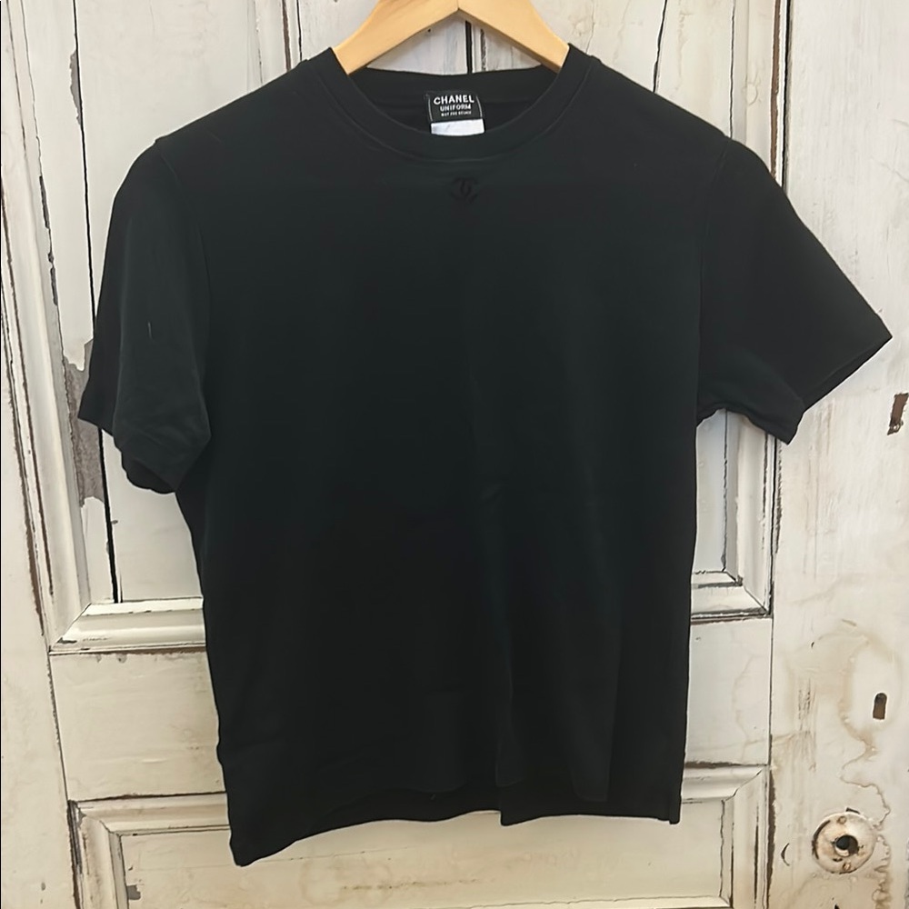 CHANEL Black T-Shirt